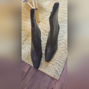 Black Boots adorned w/silver studs. Leather 2.25 heel. Size 10. Kelly&Kate. NEW!